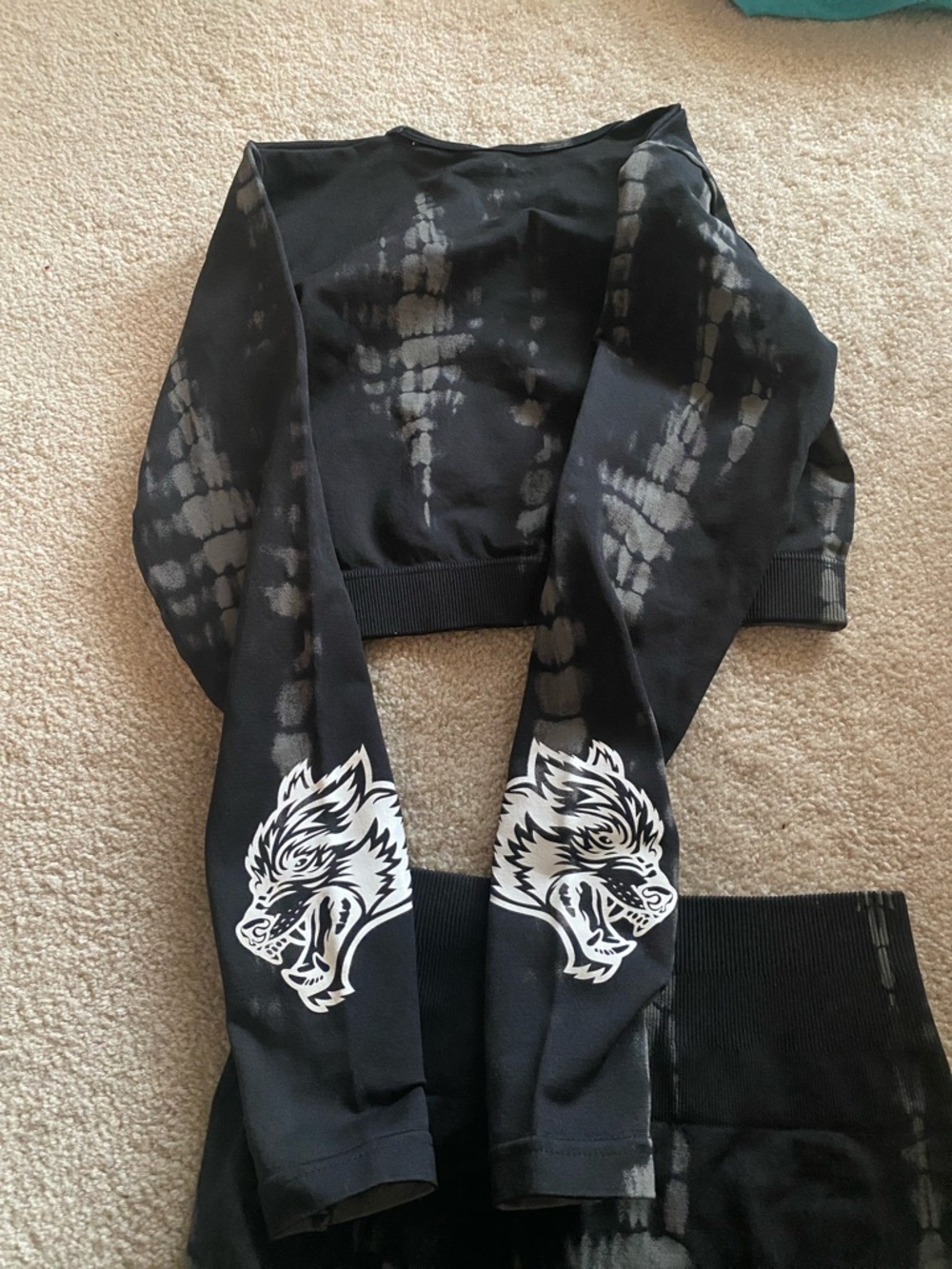 Darc sport size small 2 piece SHE Wolves set - Picture 8 of 8